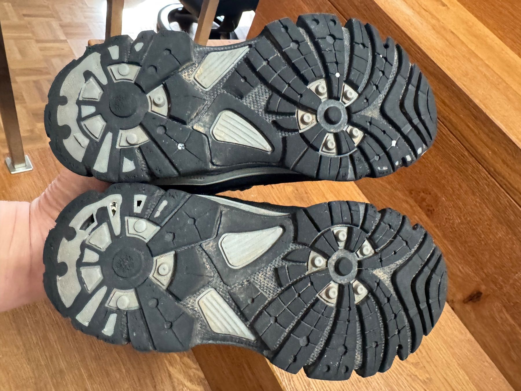 Chaussures garçon: Kinder-Winterstiefel, Größe 30 – D'occasion à Herzogenbuchsee par zukerka 2