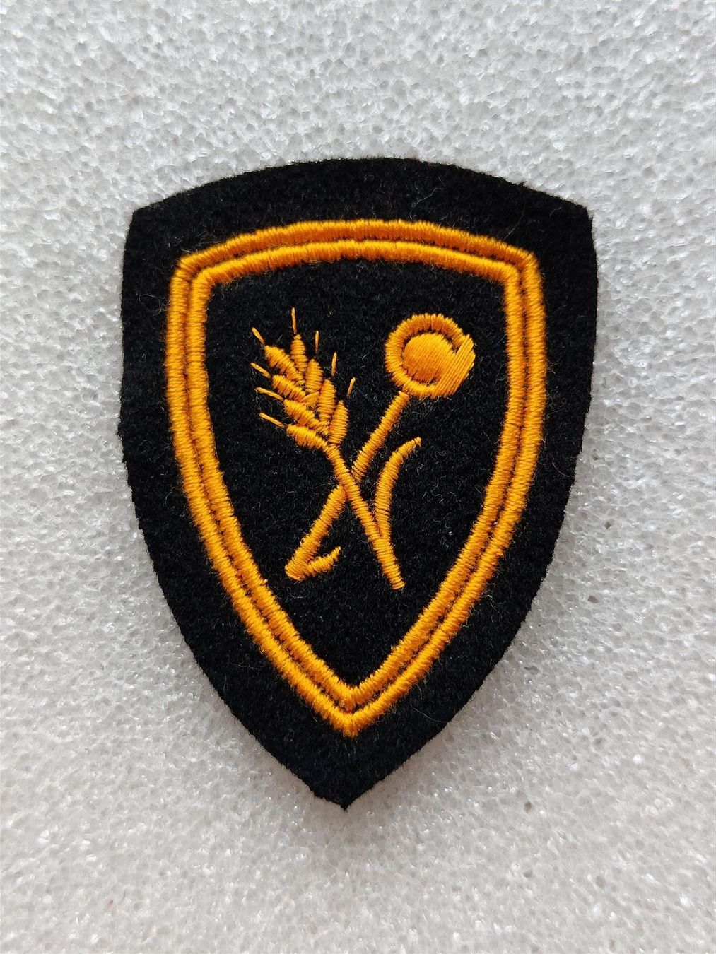 Placchette & Badge: Funktionsabzeichen Küchenchef 1968 V2 – Usato da Bauma venduto da SwissMilitaria