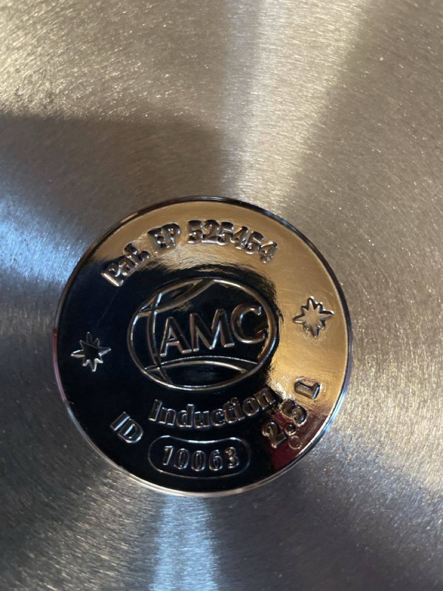Amc Pfannen: Amc Topf 24 cm – Gebraucht aus Grabs von nae_fjj9 3