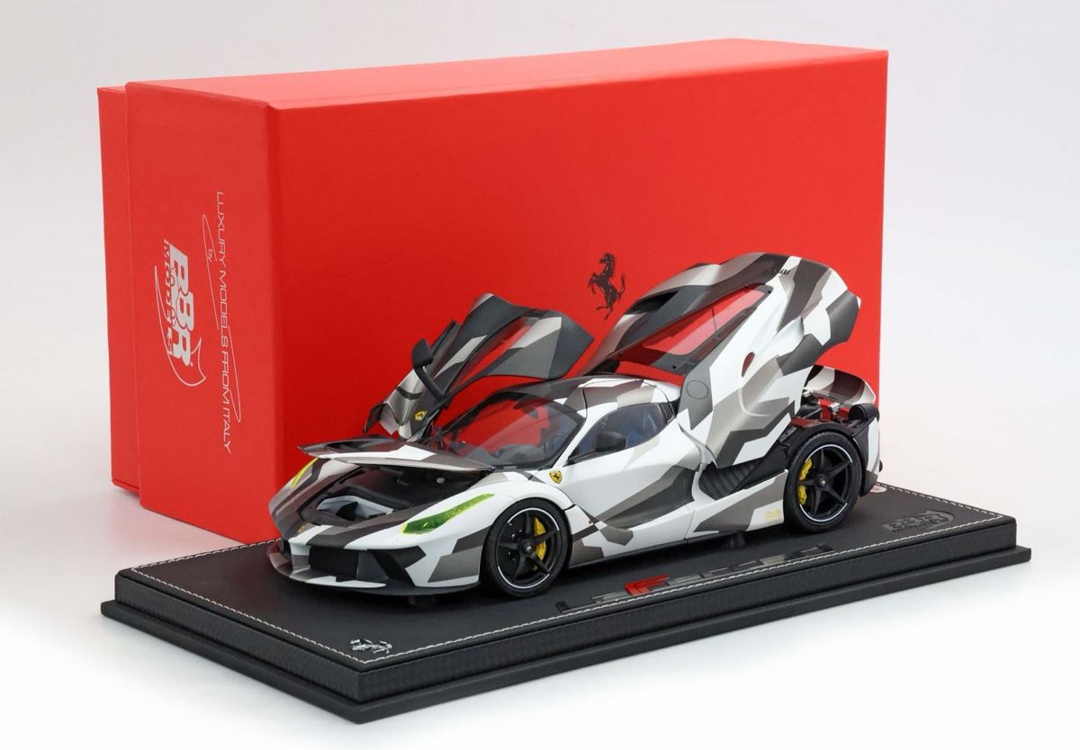 Ferrari Modellini d'auto: FERRARI LAFERRARI 2012 OPEN DIECAST - SPECIAL PACK – Nuovo e nell'imballaggio originale da Bergdietikon venduto da Modell_Cars