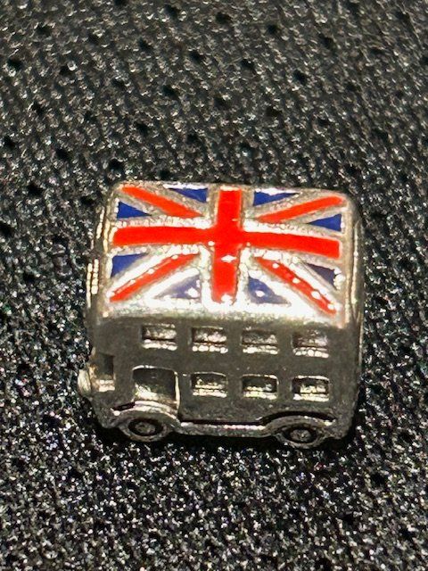 Pandora Charm / London Bus (Gebraucht) in Buchberg für CHF 11 – mit ...