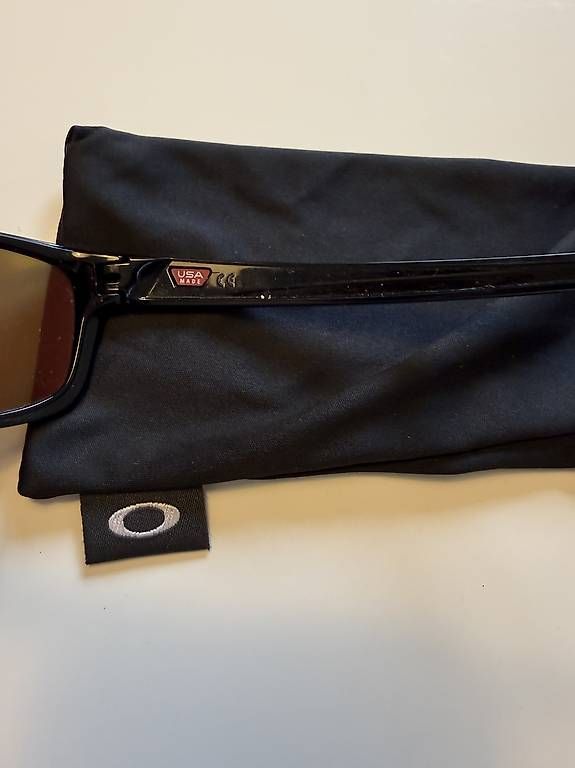 Occhiali & Lenti: Oakley Sonnenbrille – Usato da Bülach venduto da angelique080882 3