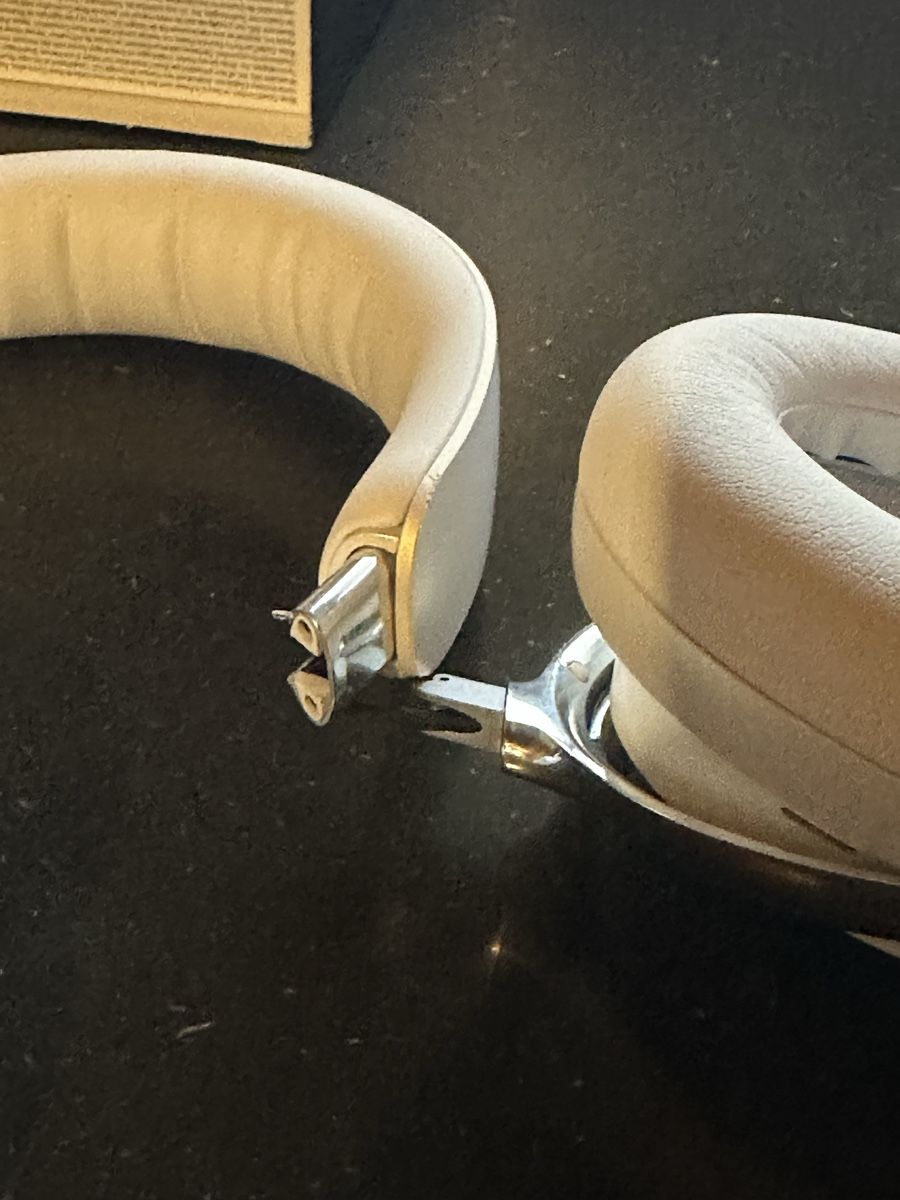 Bose Cuffie: Bose quietcomfort ultra  – Difettoso da Lausanne venduto da sim_frc5 1