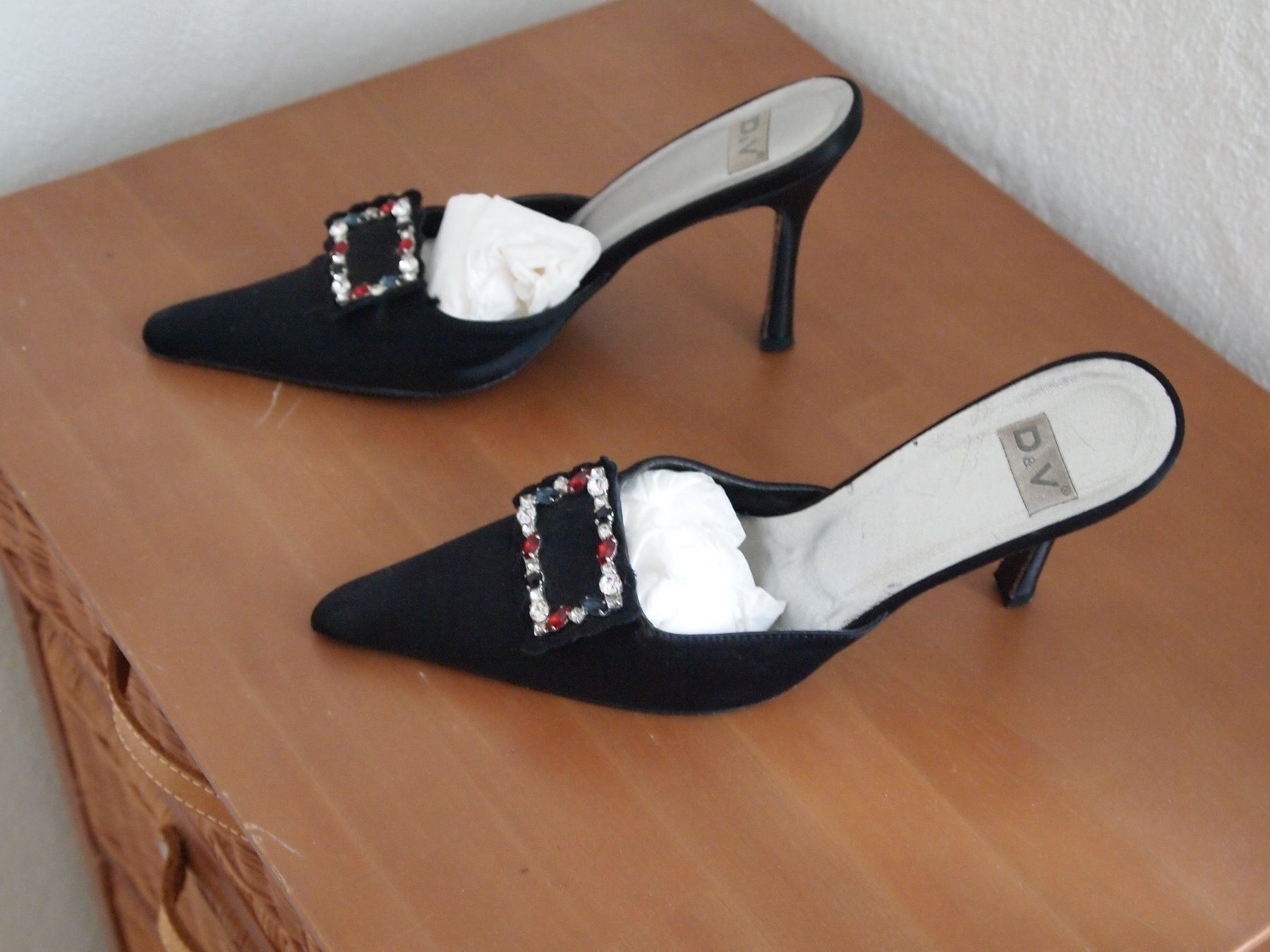 Damenschuhe: D & V Sandalen – Gebraucht aus Volketswil von ald_2x9b 1