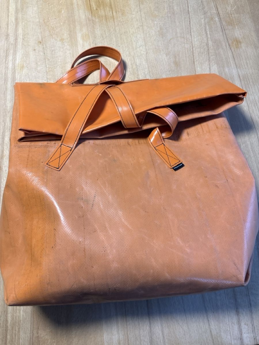Freitag Sacs à dos: Freitag Tasche Orange  – D'occasion à ROTHENTHURM par cloedel69 1
