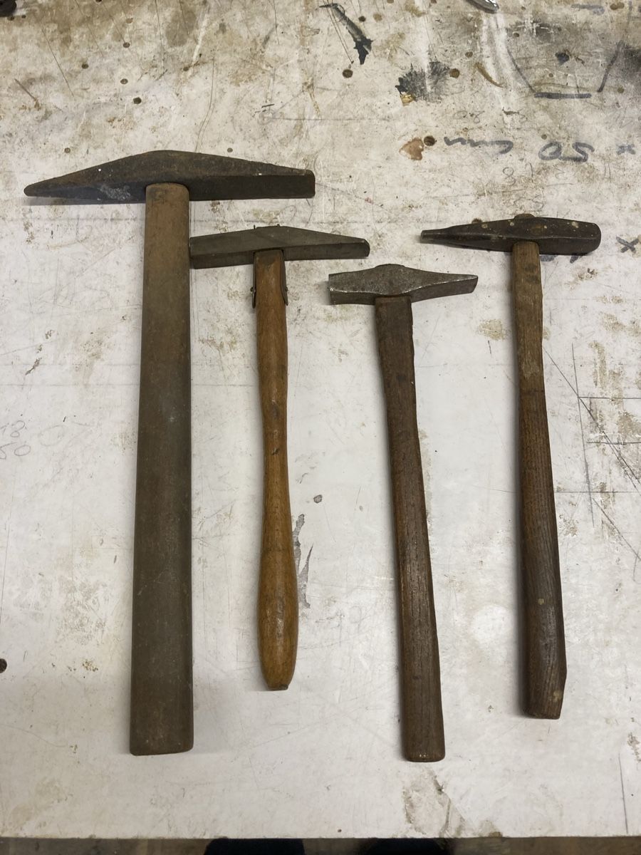 Tutti gli attrezzi: ANTIKE HÄMMER HAMMER – Usato da Bottmingen venduto da Surubi