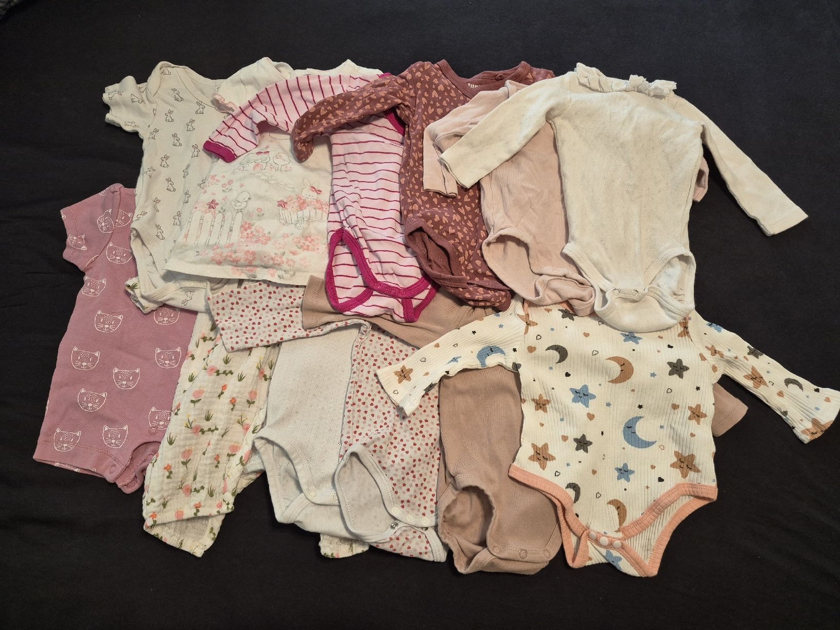 Lotti & Set di vestiti: Babybodys Grösse 62 bis 68 – Usato da Wagen venduto da nkn_gt8n