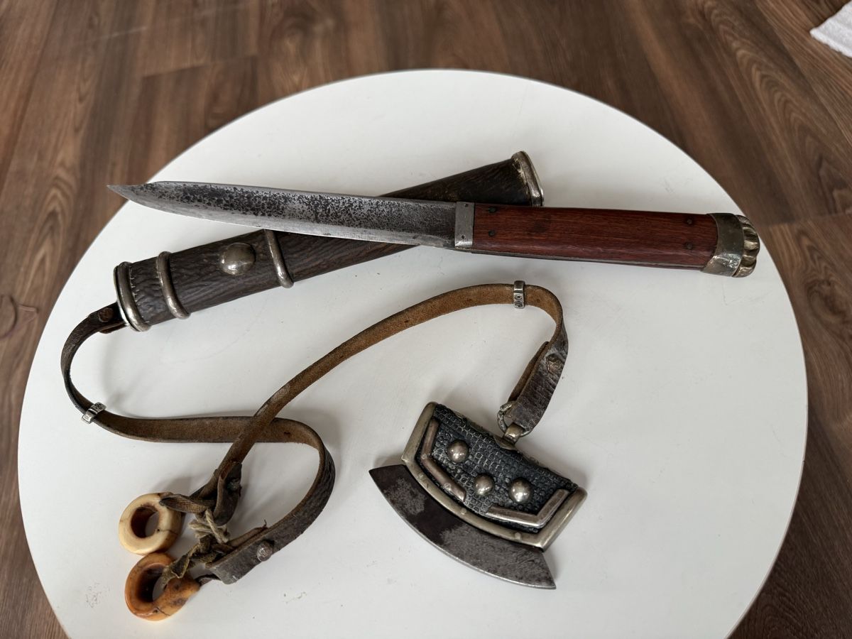 Besteck: Antikes Tibetisches Messer mit Feuerzeug – Gebraucht aus Wittnau von Rewachen 1