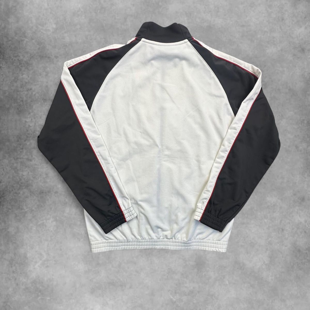 Nike Vestes: Nike white jacket – D'occasion à Erlinsbach SO par TogaResell 2
