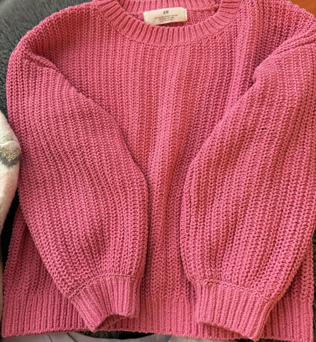 H&M Maglioni & Felpe: Kleiderpaket schöne H&M Pullover 122/128 – Usato da Wil SG venduto da smfo 2