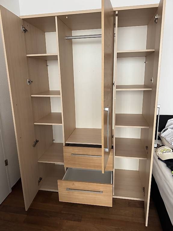 Armadi: Kleiderschrank – Usato da Neuenkirch venduto da rajicvesna 1