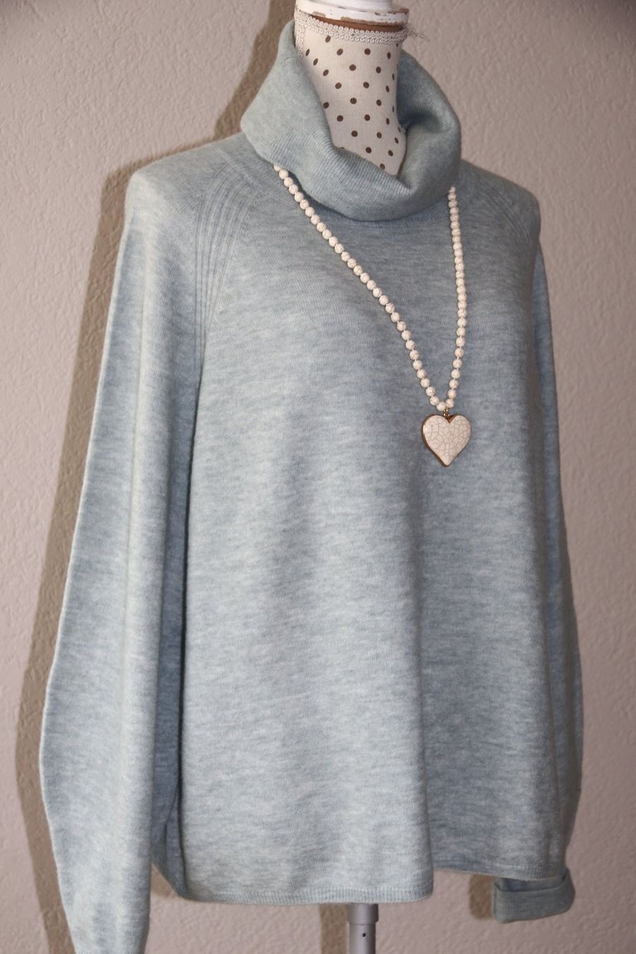 Nile Maglioni & Felpe: NILE wunderschöner Pullover Gr.L-M  NEU – Nuovo e nell'imballaggio originale da Oberwil-Lieli venduto da Svetlana28 2