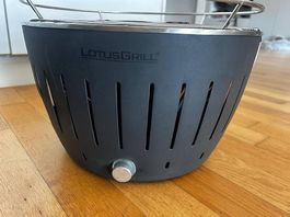 LotusGrill Original inkl. Tasche & Zubehör  Top Zustand