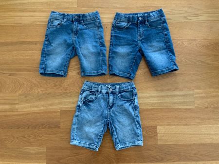 S.Oliver Kleiderpaket kurze slim Jeans für Jungs Gr. 116