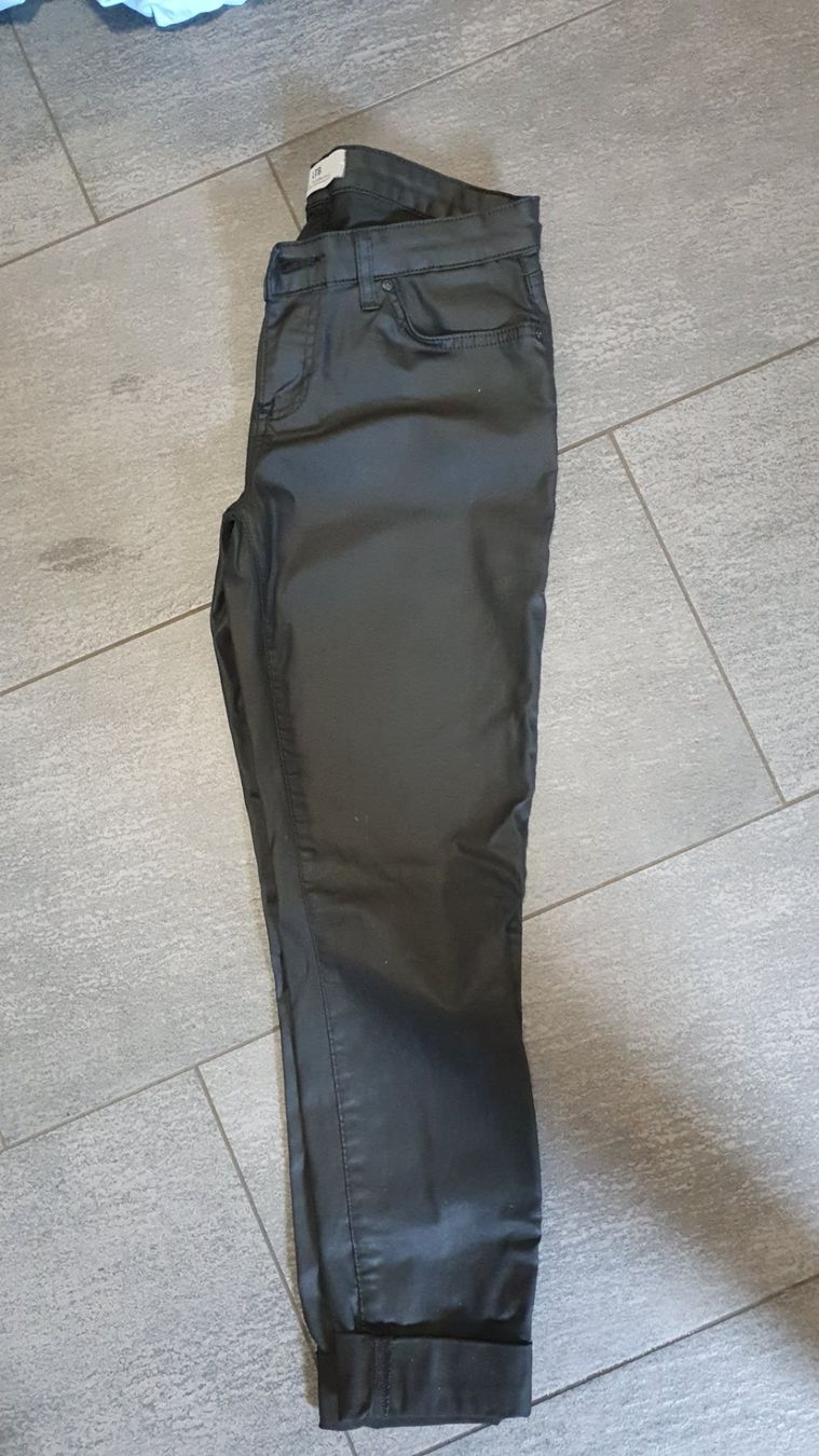 Jeans: LTB Jeanshose mit Glanz – Usato da Herisau venduto da mar_29vq