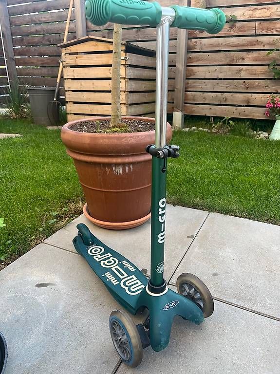 Kickboard: Micro Trotti – D'occasion à Riehen par str_jhy8 1