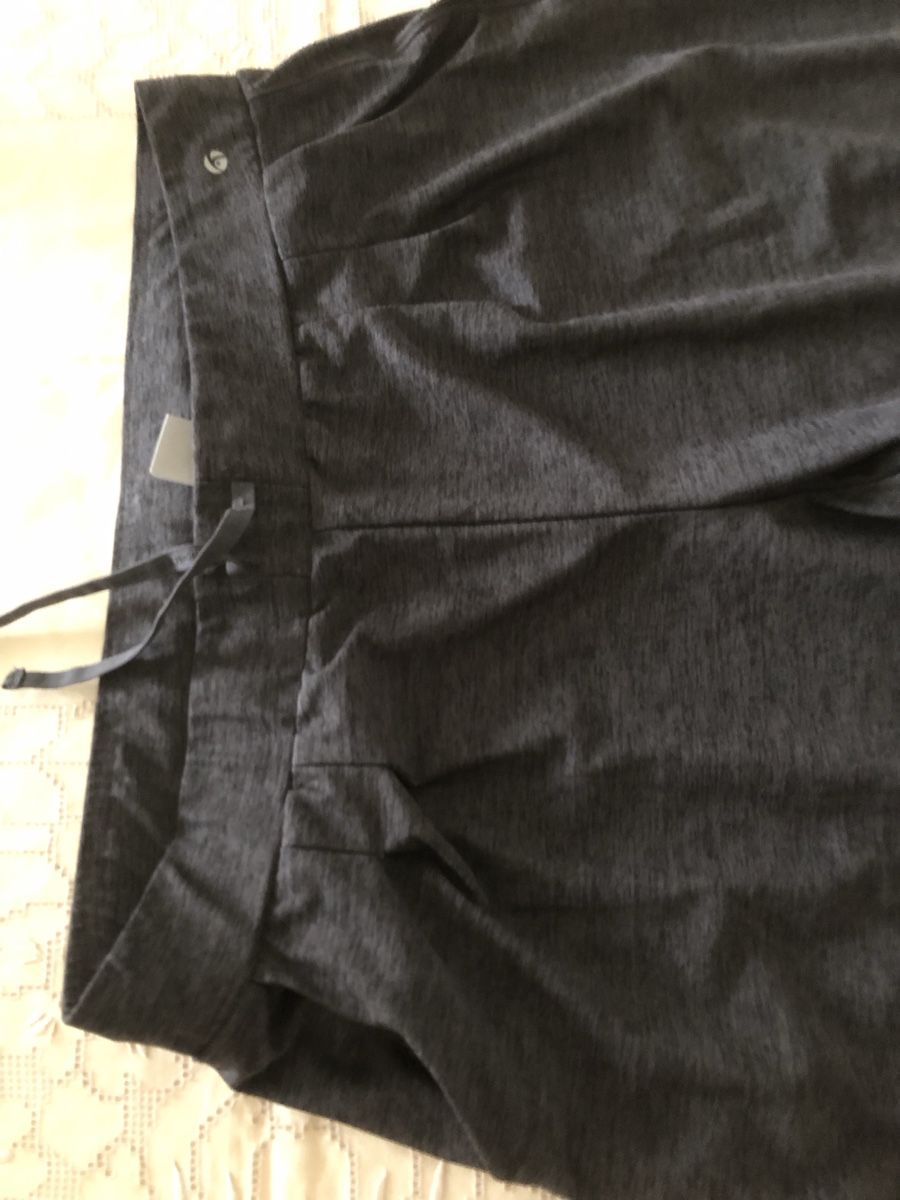 Pantalons: Sporthosen – Neuf (Voir description) à Solothurn par Congela 1