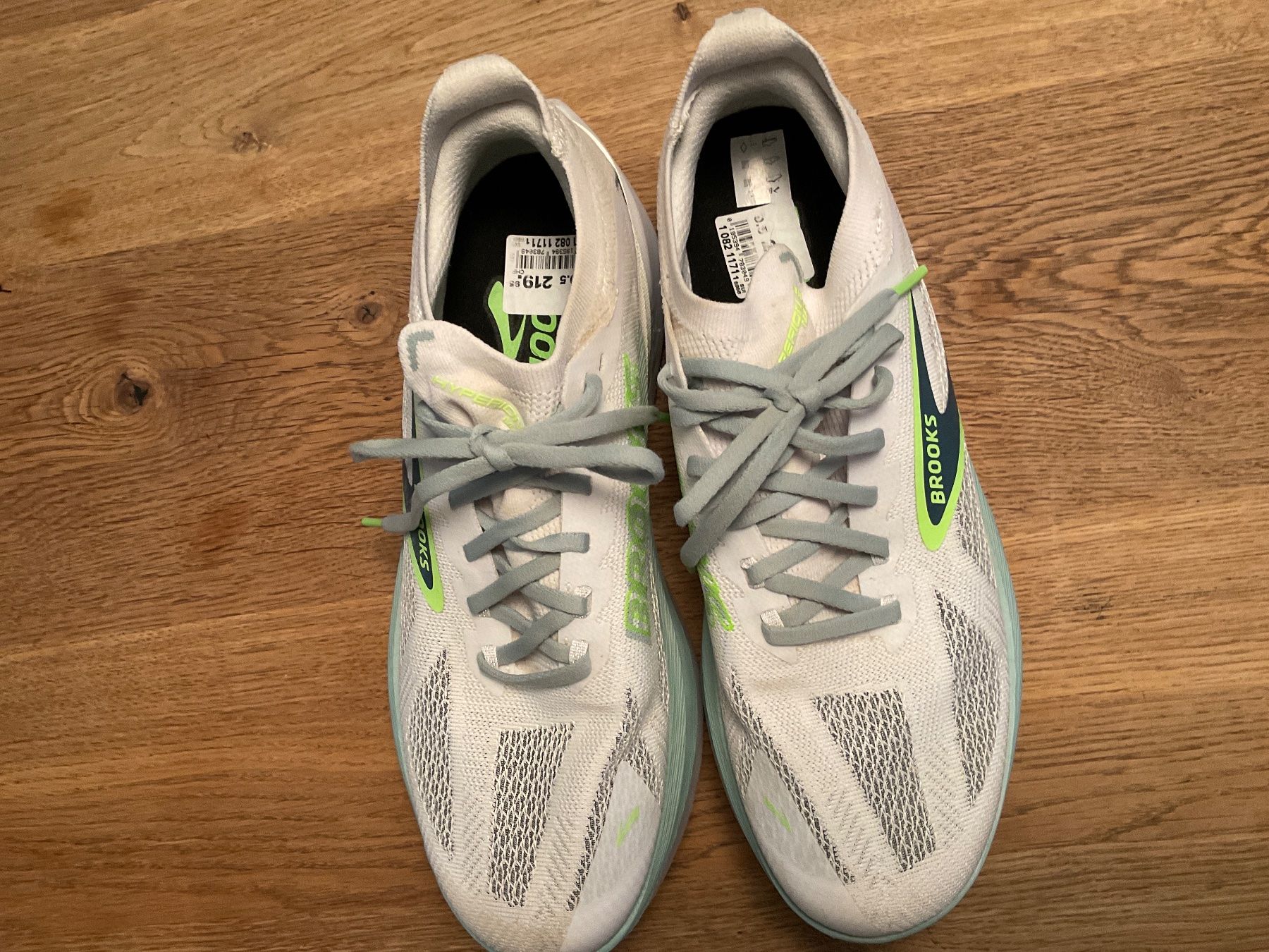 Brooks Chaussures hommes: Brooks Laufschuhe Model Hyperion Max 2.0 – D'occasion à Maur par sosteme