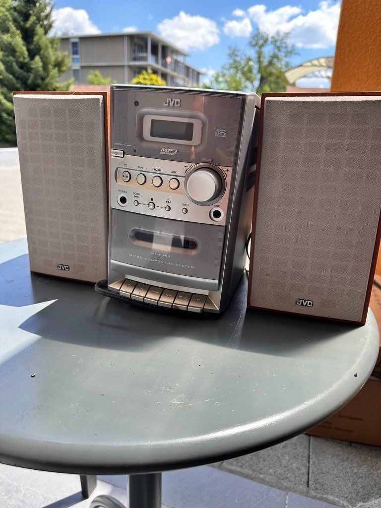 JVC Radios: Radio – D'occasion à Dottikon par milli_93 2