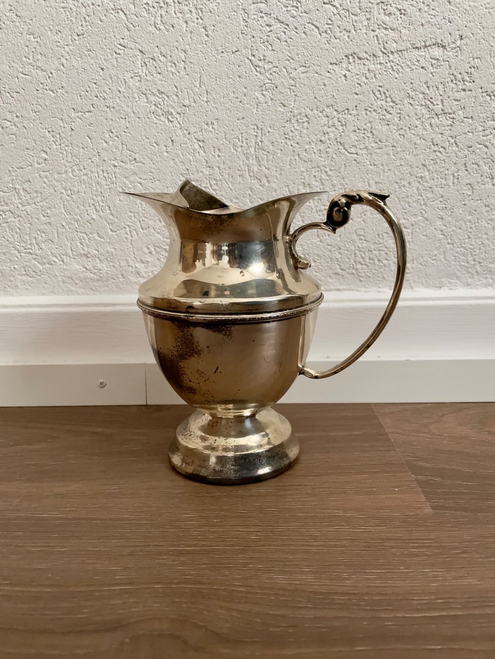 Caraffe: Antike Versilberter Krug von C.W. – Usato da Winterthur venduto da ttltc