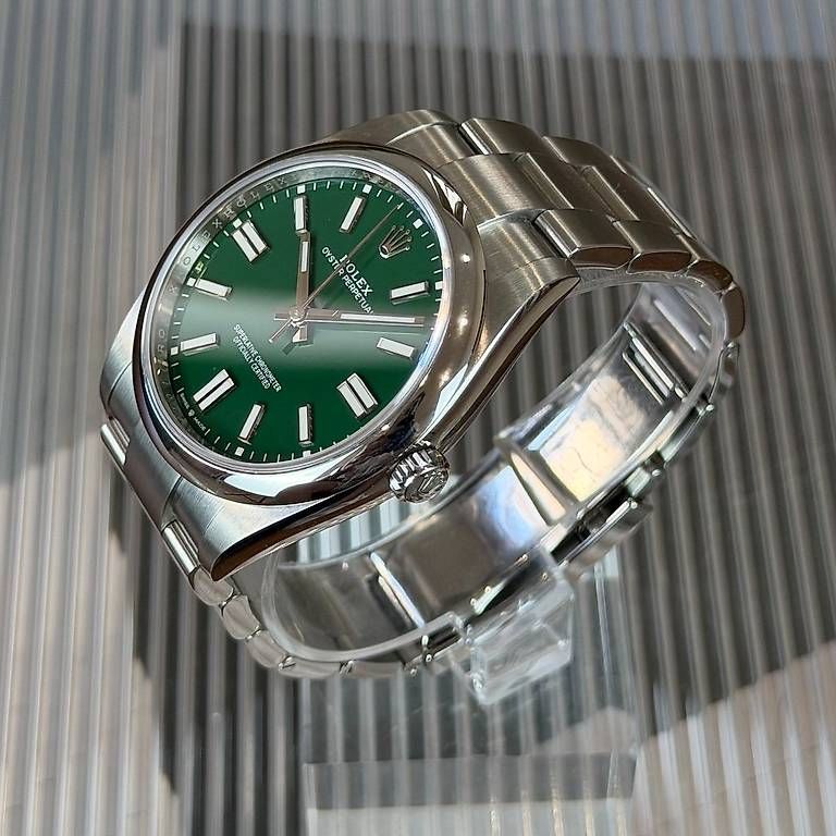 Uhren: Rolex Oyster Perpetual 41mm 124300 – Gebraucht aus Genève von minty.watches 1