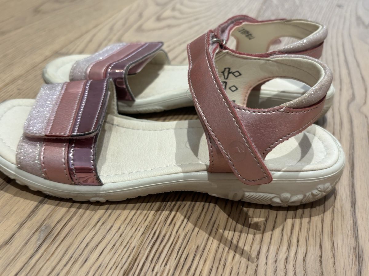 Schuhe für Mädchen: Mädchen Sandalen Rosa Grösse 35 – Neu (gemäss Beschreibung) aus st gallenkappel von est_m6lg 1