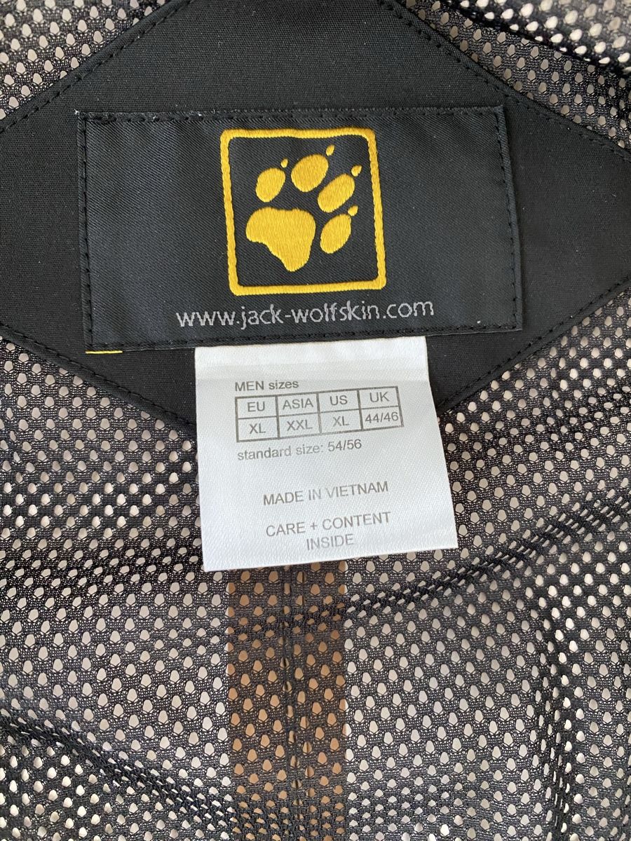 Jack Wolfskin Kleiderpakete: Jack Wolfskin Jacken – Gebraucht aus Arni BE von Labello75 4