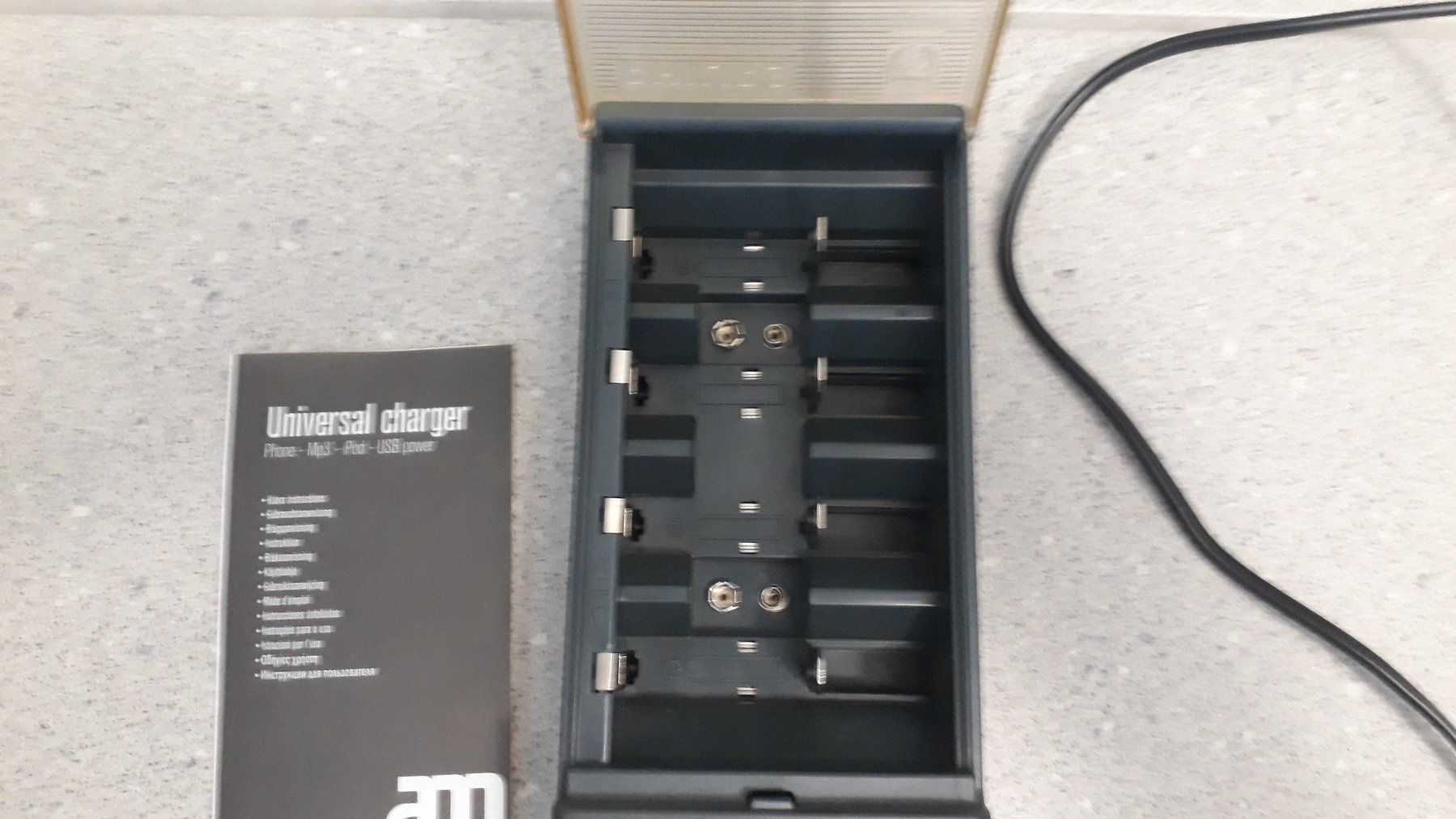 Philips Caricatori & Batterie: PHILIPS Universal NiCd Battery Charger PNC200 – Usato da Stäfa venduto da Supertramp73 4