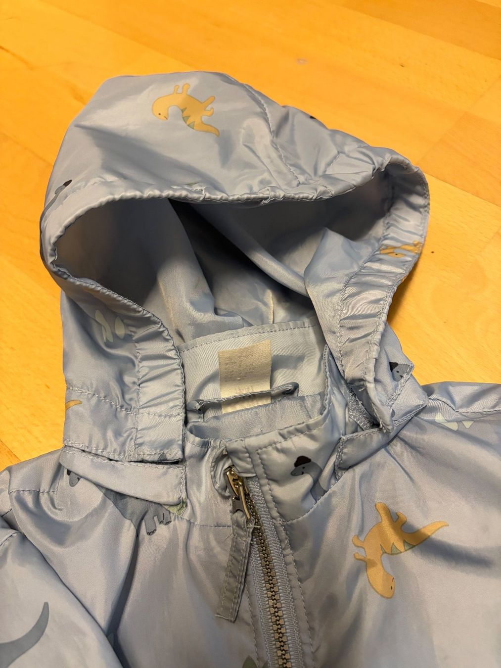 H&M Giacche & Cappotti: Dino Regenjacke Gr 74 – Usato da Gossau SG venduto da sha_jhp7 2