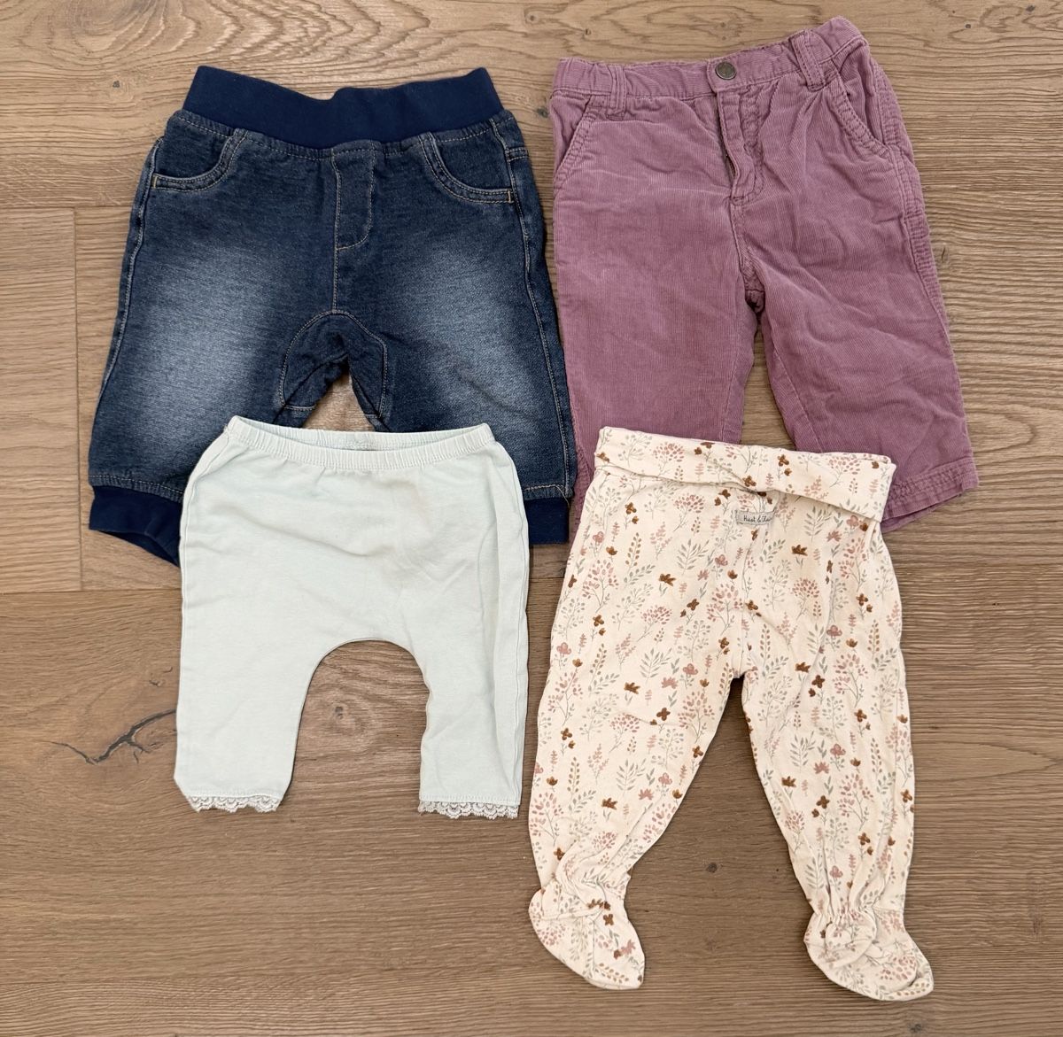 Lotti & Set di vestiti: Kinderkleider-Paket Mädchen Grösse 62 – Usato da Bachenbülach venduto da nola690 3