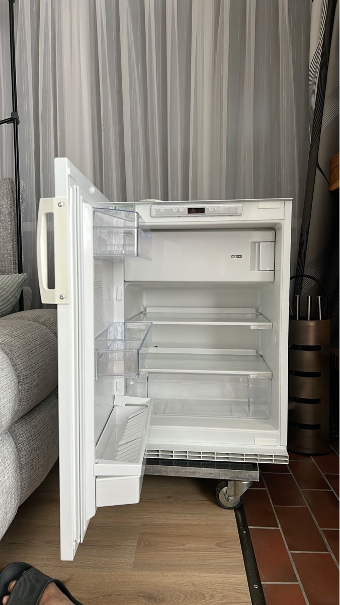 Frigoriferi: Kühlschrank weiss – Usato da Bargen BE venduto da Schmidere92 1