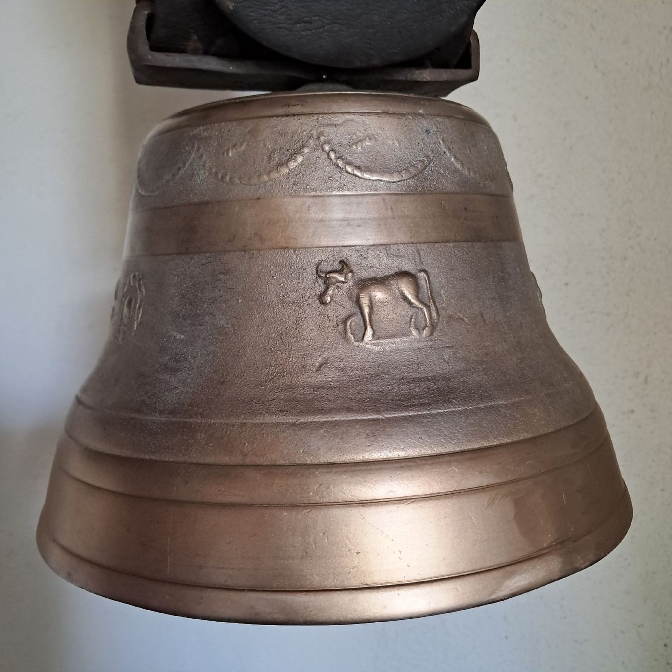 Cloches & sonnailles: GROSSE ALTE BIAGGI GLOCKE ab 2Fr!! – D'occasion à Murten par SHETHOF 1