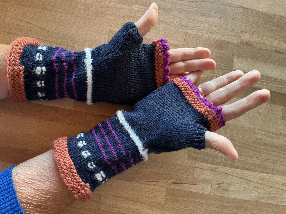 Handschuhe & Handstulpen: Chauffe-poignets – Neu (gemäss Beschreibung) aus La Neuveville von tricoly 1