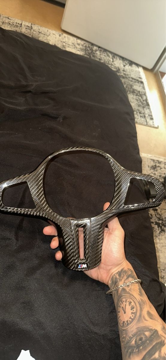 Accessori per altri veicoli: Carbon Steering wheel replacement for BMW G8x – Usato da Bern venduto da Ali_osman340