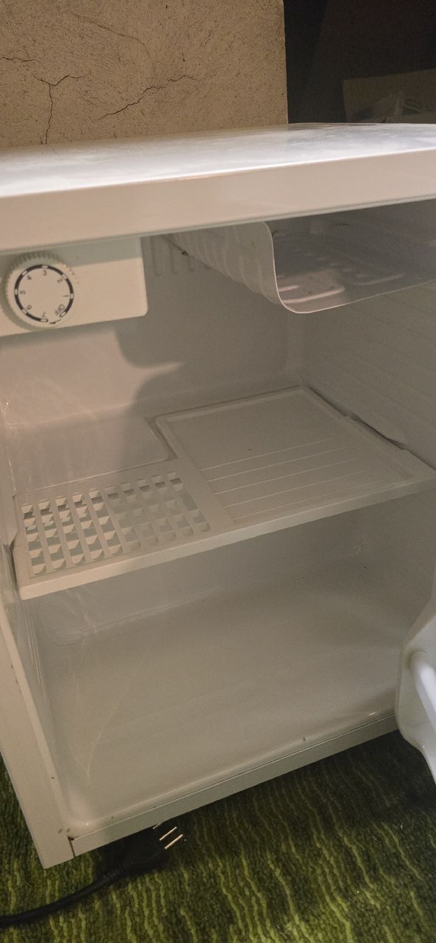 Frigoriferi: Kühlschrank Fust klein – Usato da Rickenbach SO venduto da mic_9sc9 3