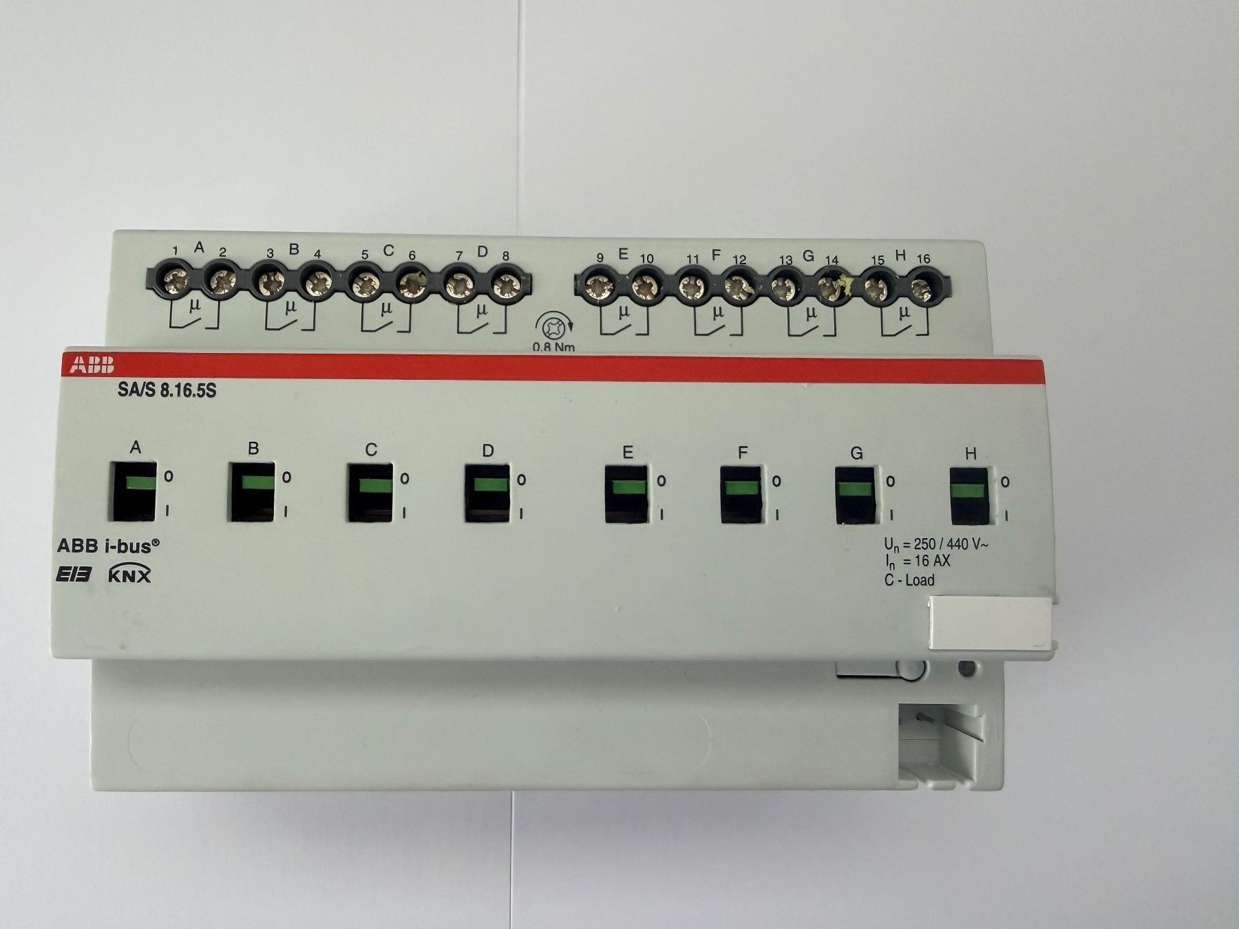 ABB Componenti elettronici: KNX Schaltaktor  ABB 8fach – Usato da Oberarth venduto da Denali74