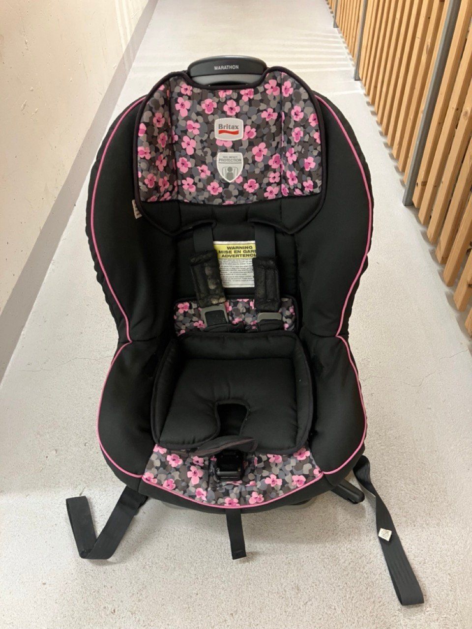 Britax Römer Seggiolini per auto: Britax Kinder Autositz (mit Isofix) – Usato da Zürich venduto da dajoropo