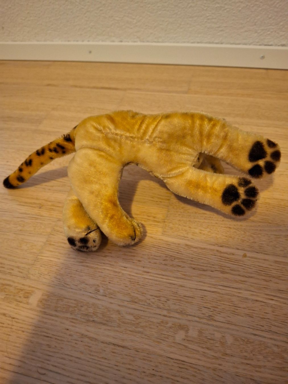 Steiff Giocattoli: Vintage Original Steiff Leopard liegend – Usato da Dietikon venduto da Hwengi 4