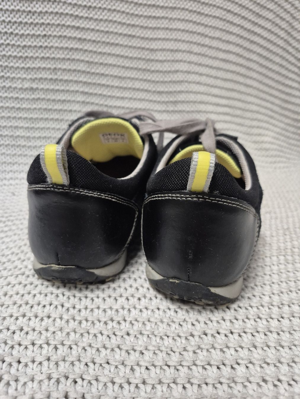 Geox Scarpe da donna: Geox Respira Sneaker Gr.39 schwarz – Usato da Merligen venduto da muss_haben 5
