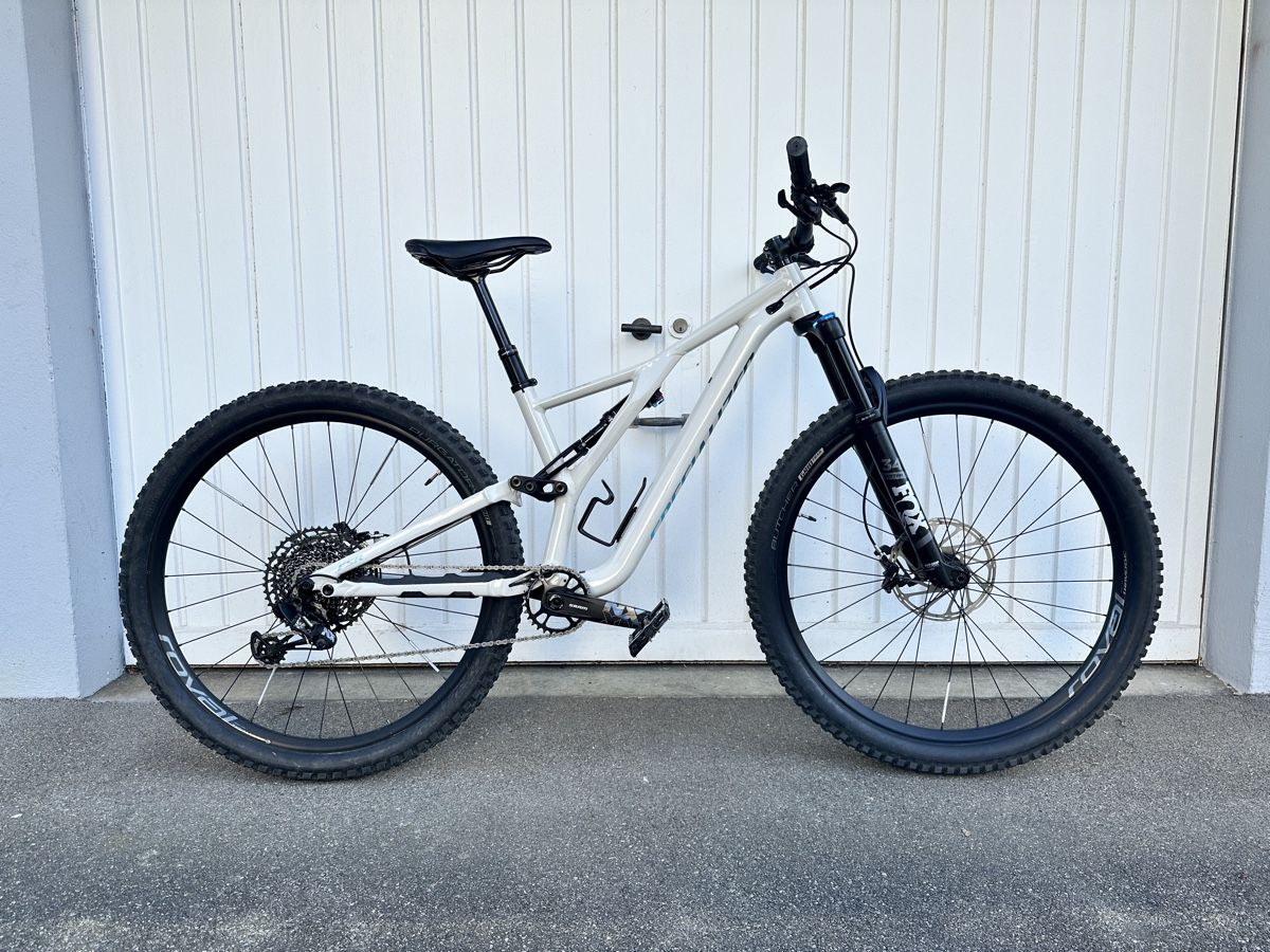 Specialized Biciclette: Specialized Mountainbike – Usato da Wil SG venduto da cb_2203
