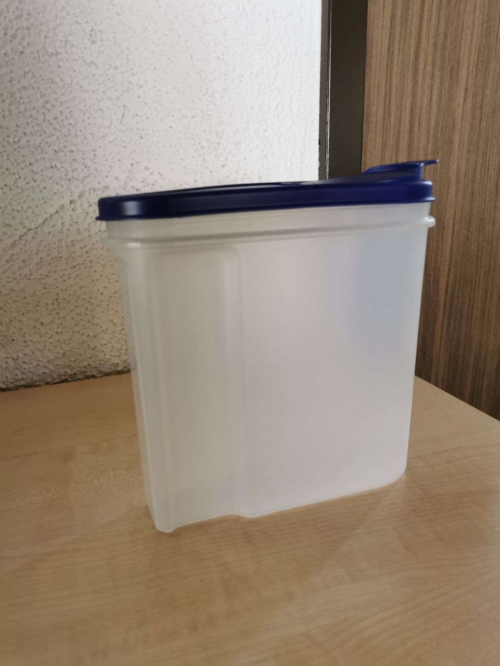 Tupperware Contenitori & Simili: Vorratsdose Tupperware für Müsli – Nuovo (secondo la descrizione) da Glattfelden venduto da sut_q8d2 2