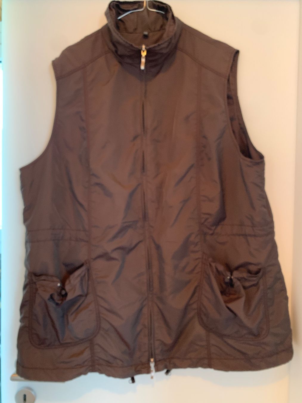 Gilet & Giacche senza maniche: Veste in trendigem Schokobraun – Usato da Kriens venduto da pizi02