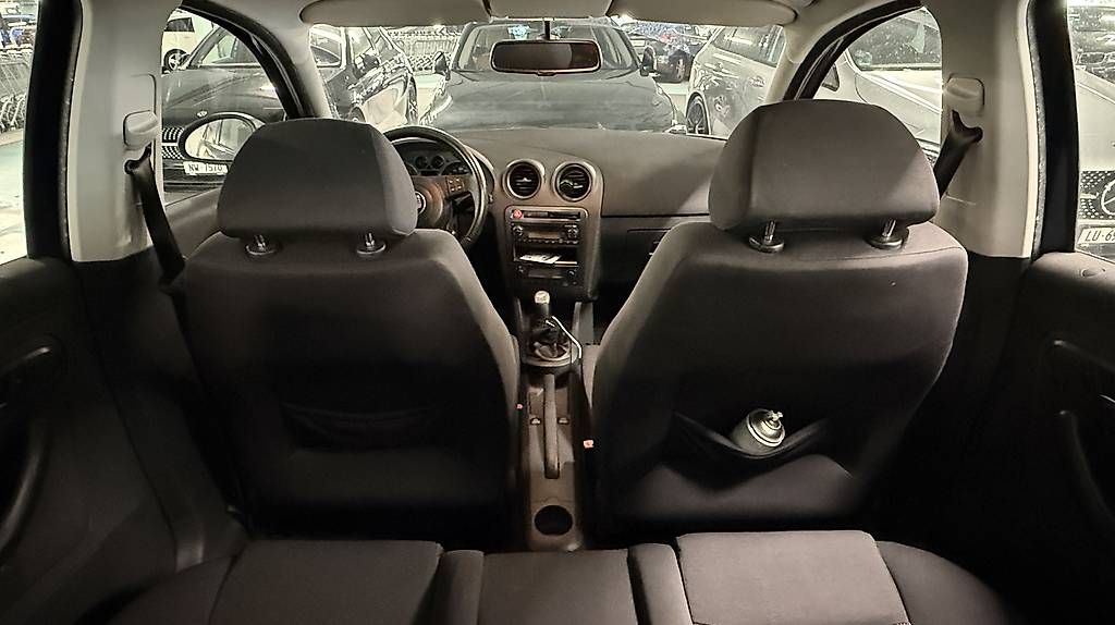 Seat Automobili: Seat Ibiza 1.4i – Usato da Sursee venduto da Pascal_Unt 2