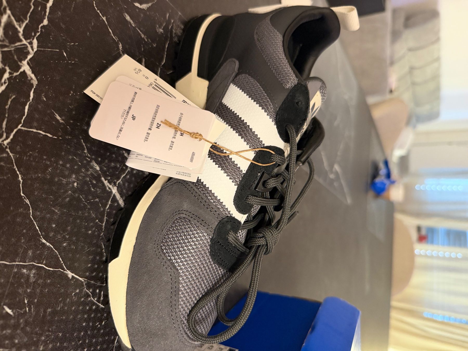 Adidas Herrenschuhe: Adidas ZX Neu nr42 – Gebraucht aus Luzern von fab_p7wf 2