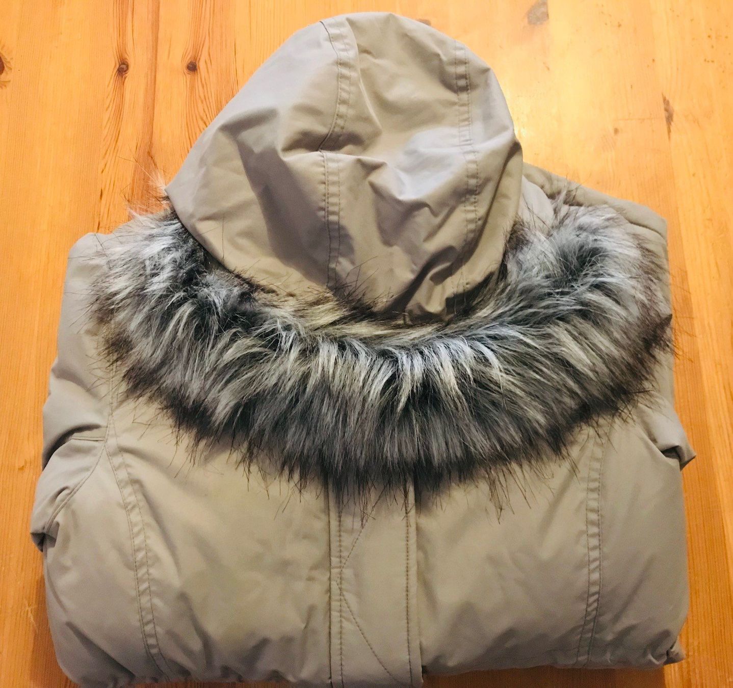 Giacche & Cappotti: Parka with hood for kids – Nuovo (secondo la descrizione) da Delémont venduto da CH_Marc 6