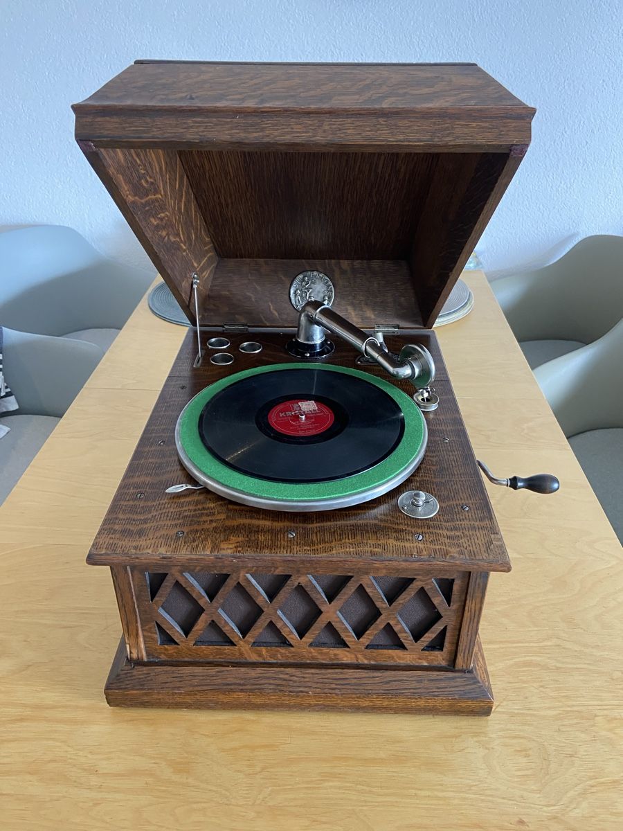Giradischi: Silvertone-Phonograph – Usato da Rafz venduto da kkk2kkk 3