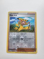 Poké Kid mit Pikachu