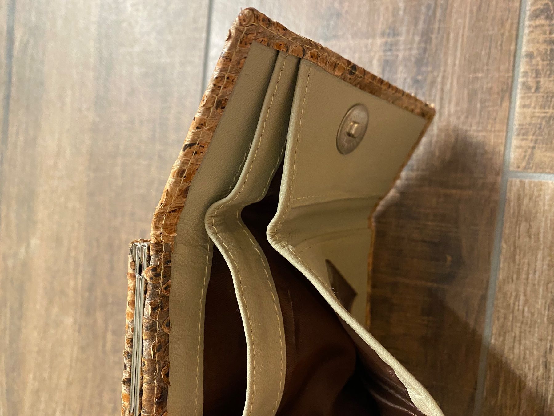 Brieftaschen: Portemonnaie Kroko-Style braun – Gebraucht aus Pratteln von a23_j2gs 6