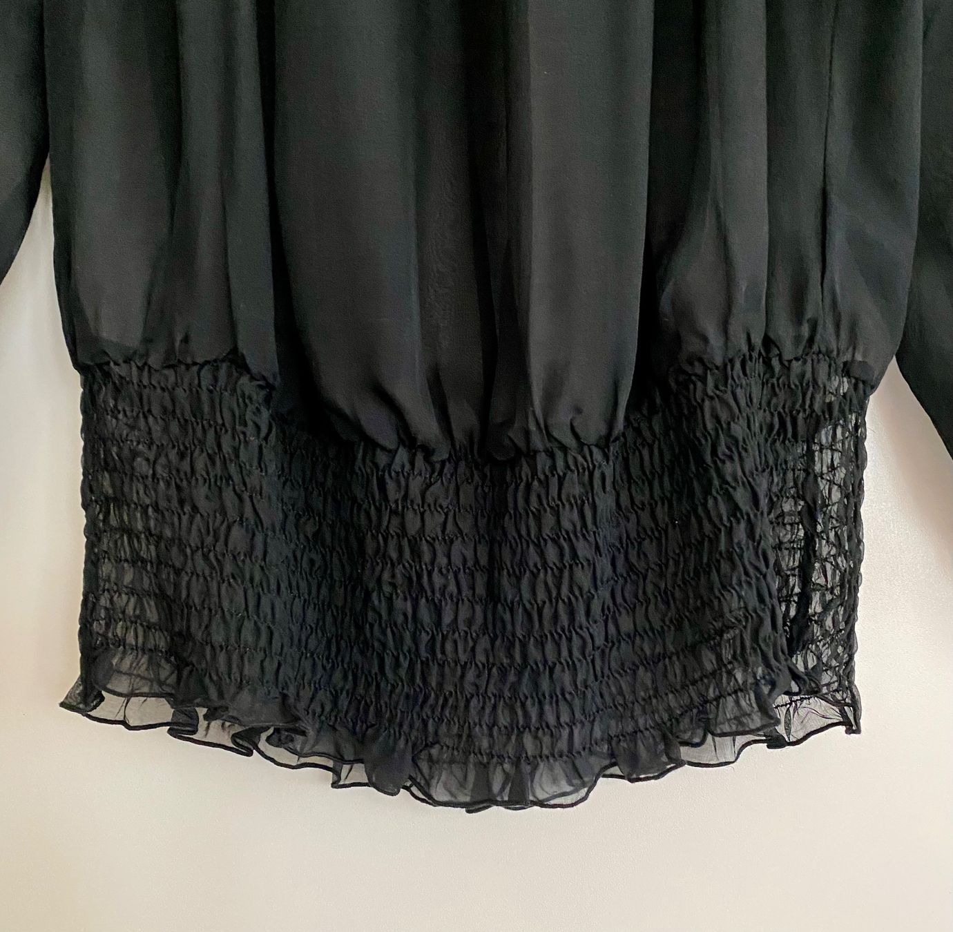 Hallhuber Camicette: Seidenbluse von Hallhuber in Schwarz, Gr. 36 – Usato da Zürich venduto da Maria2021 2