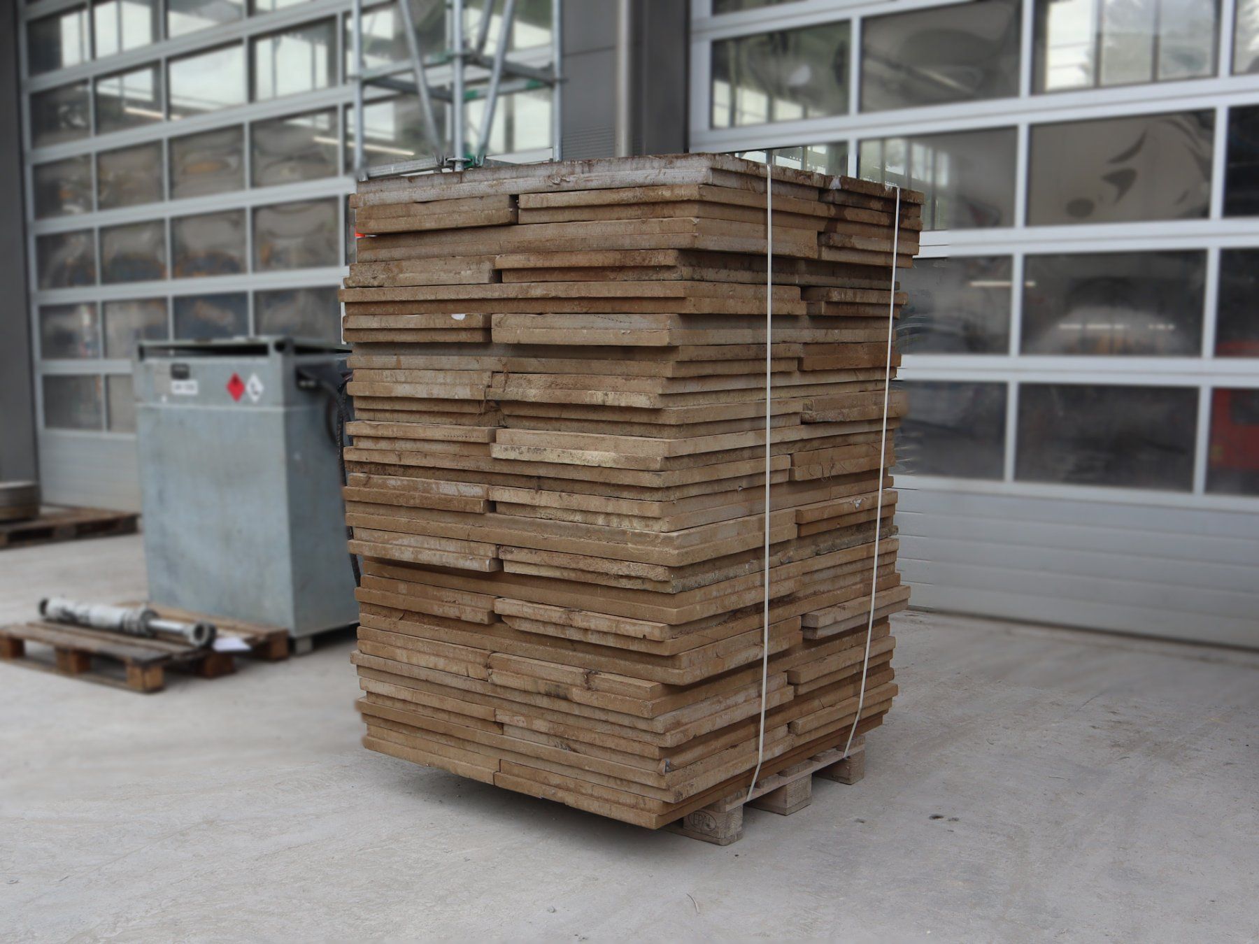 Füllmaterial: 84 Stück Isolations-Dämmplatten, Dachdämmung – Gebraucht aus Hasle LU von Arag08 1